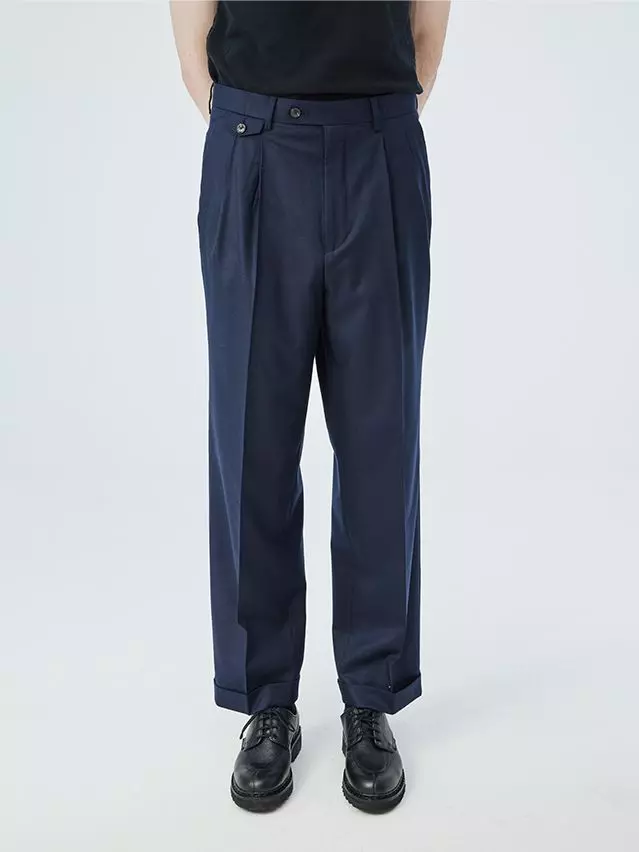 The Ultimate Guide to Men's Dress Pants: Style, Fit, and Fabric