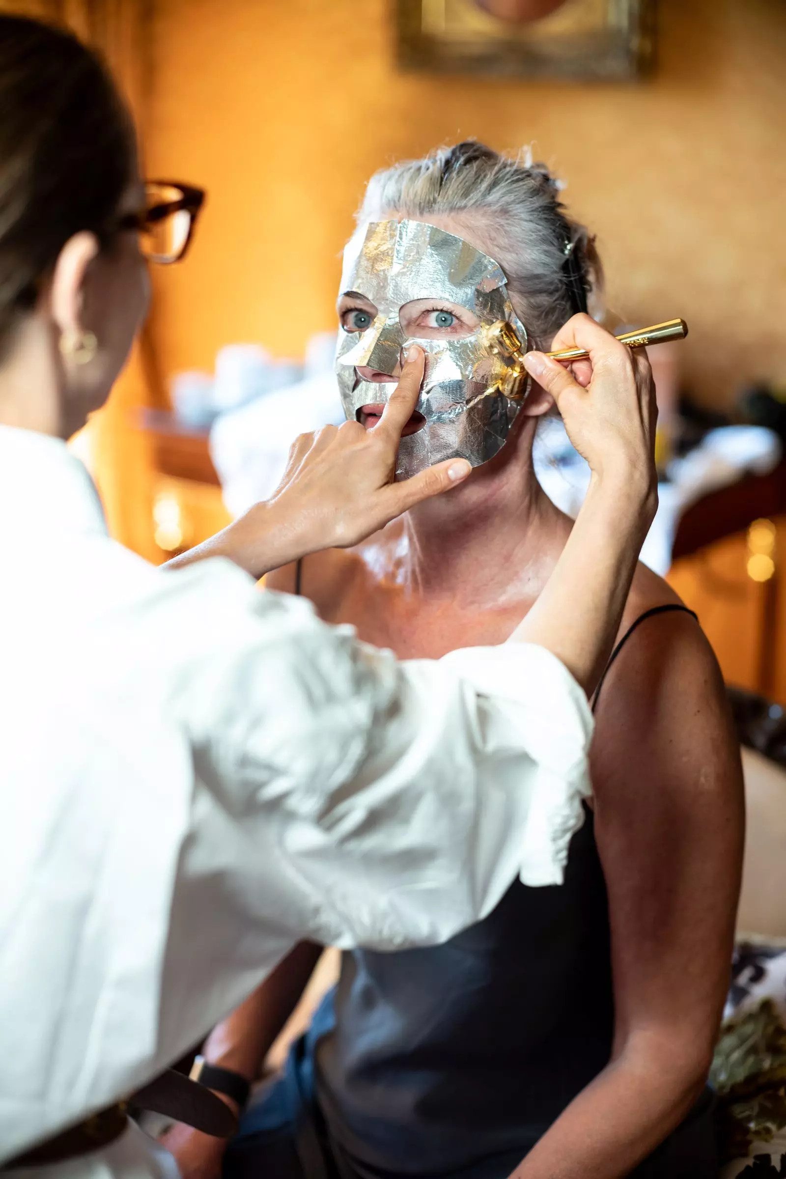 Model Paulina Porizkova's Wedding Beauty Preparation Secrets Revealed