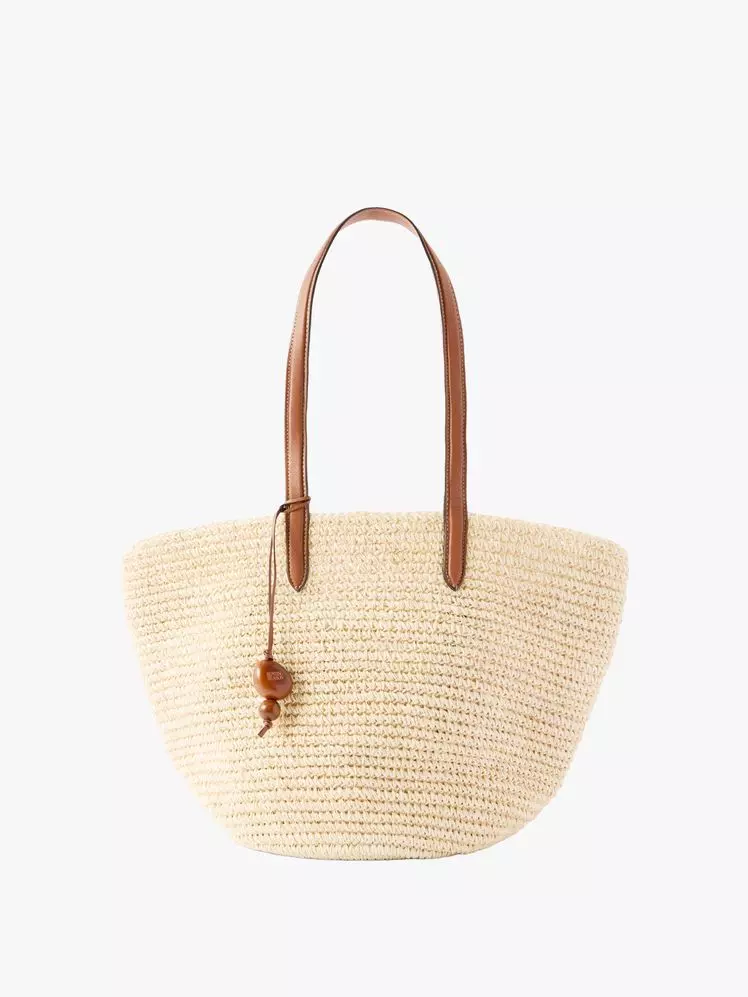 The Editors' Picks: Essential Handbags for Daily Life