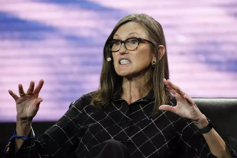 Cathie Wood's Bold Vision: SpaceX as a Historic AI Powerhouse Amidst Market Dip