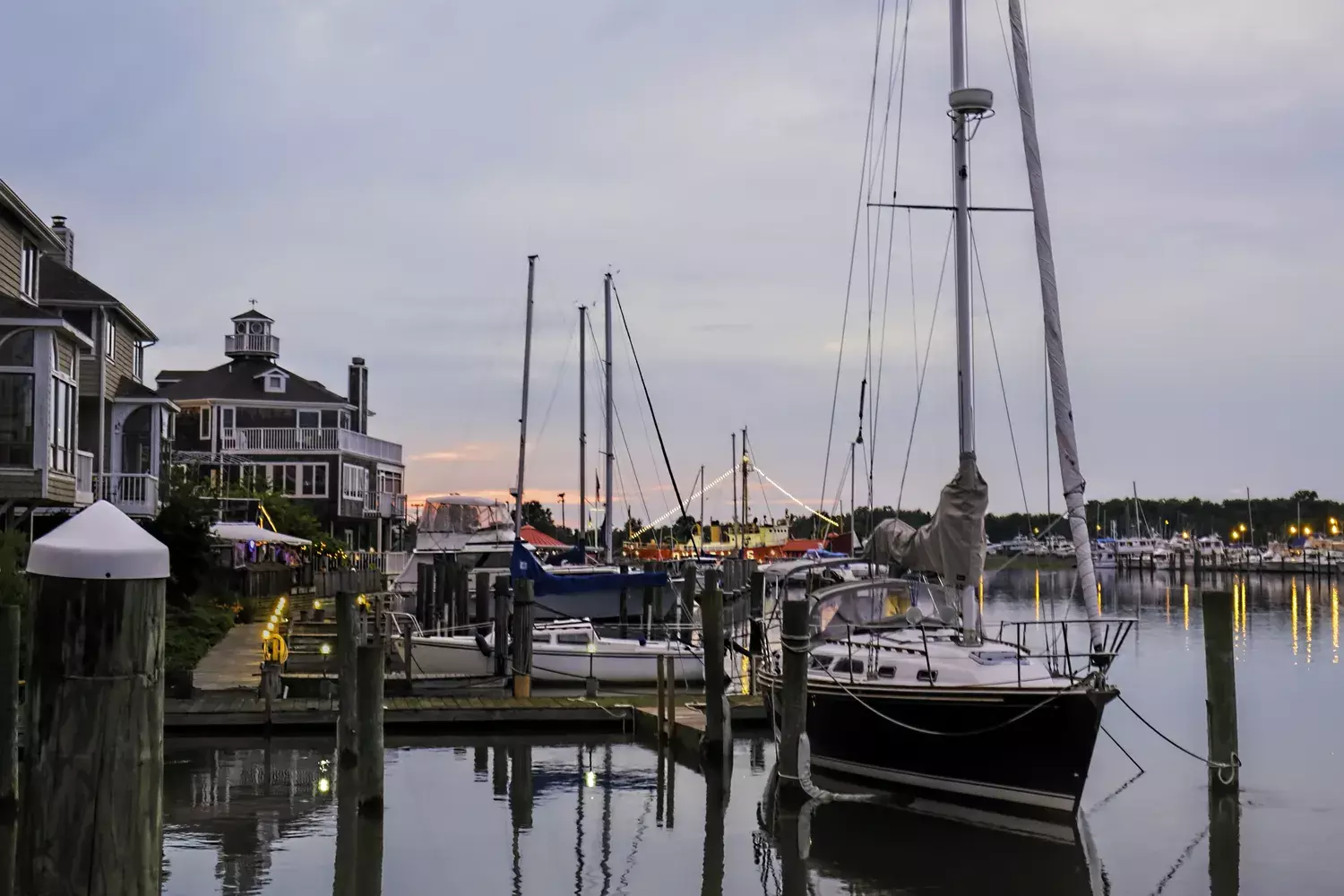 Top US Retirement Havens for Boating Enthusiasts