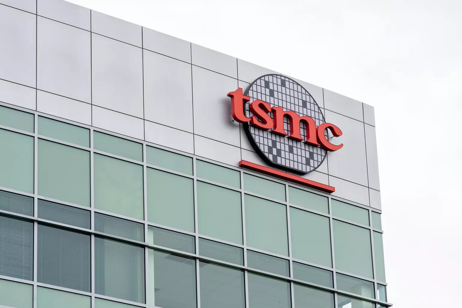 TSMC: A Strong Buy with Promising Growth and Valuation