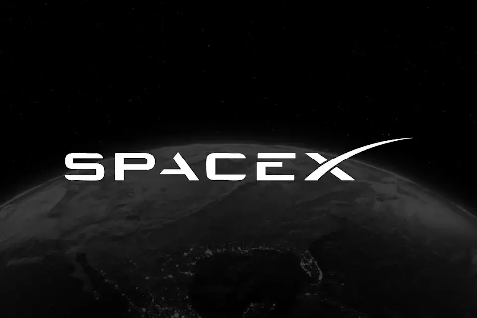 SpaceX Stock Experiences Volatility: Analyst Boosts Outlook Amid AI Data Center Vision