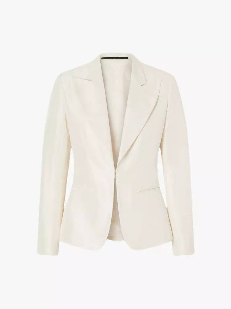 Bridal Suits: A Modern Alternative to Traditional Wedding Gowns