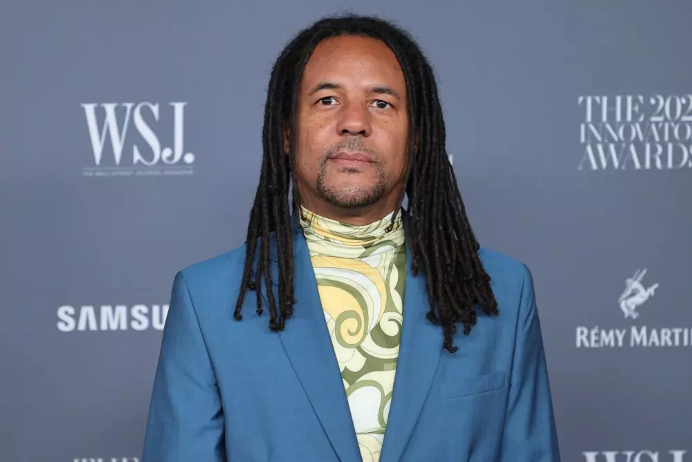 Apple to Develop TV Series Based on Colson Whitehead's 'Harlem' Trilogy