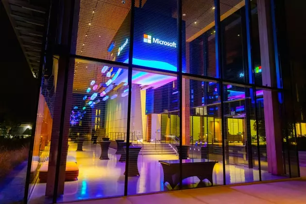 Microsoft's Q4 Exceeds Expectations with AI-Driven Azure Growth