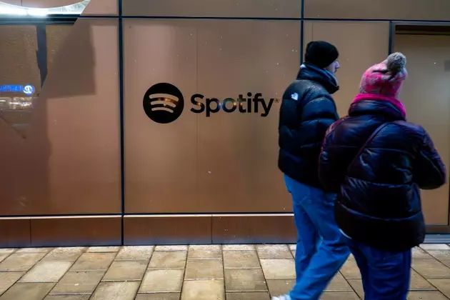 Spotify's Strategic Crossroads: Navigating AI, Licensing, and Valuation