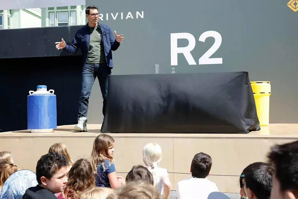 Rivian: Strategic Spending Cuts and Strong R2 Model Launch Drive Optimism