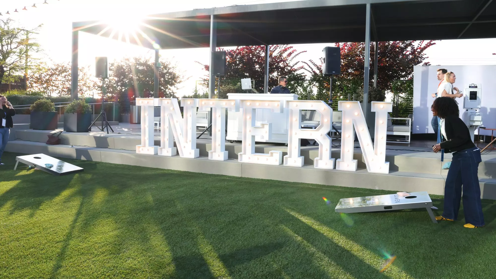 Hollywood Celebrates Next Generation on National Intern Day