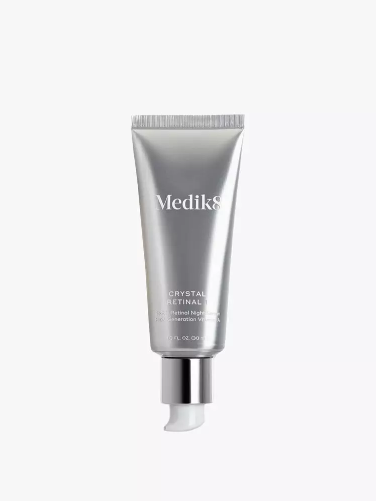 Peptides vs. Retinol: Decoding the Best Ingredients for Ageless Skin