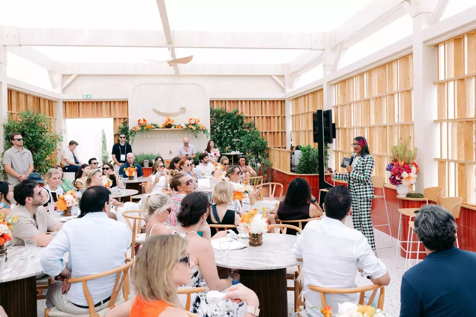 Redefining Luxury Engagement: Streaming's Ascendance in Affluent Consumer Marketing