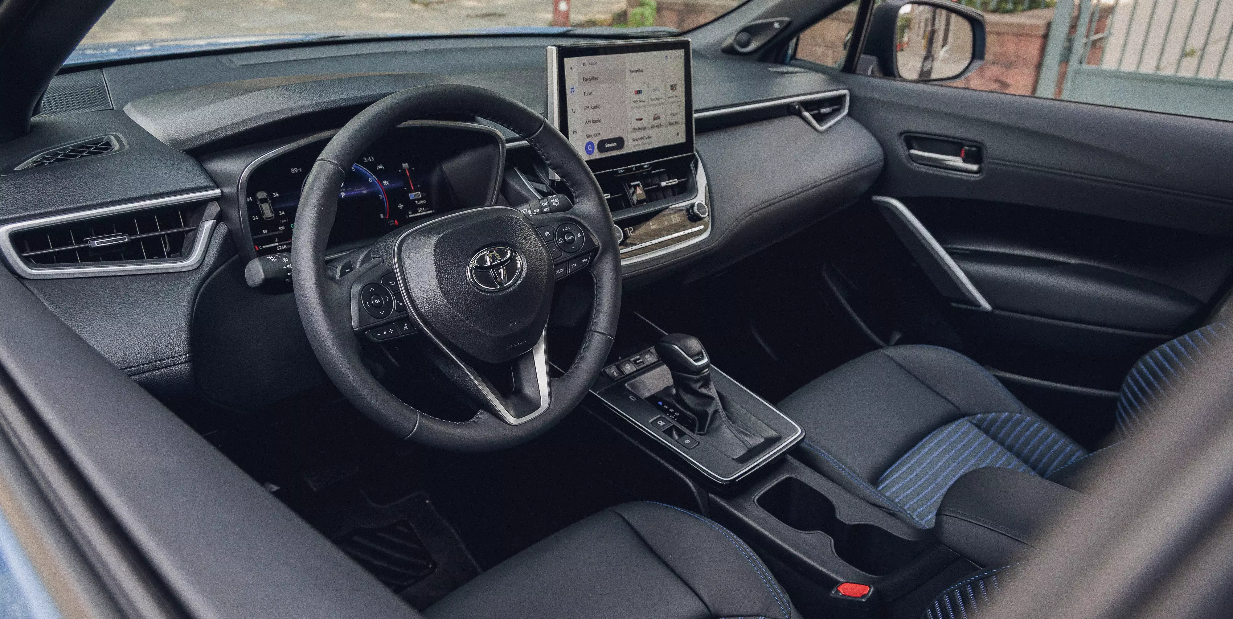 2026 Toyota Corolla Cross Hybrid: Interior Insights