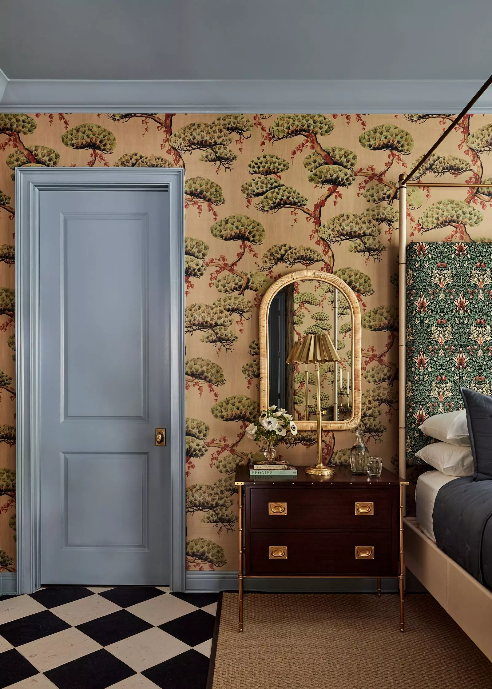 Embrace 'Pattern Sandwiching' for Dynamic Interior Design