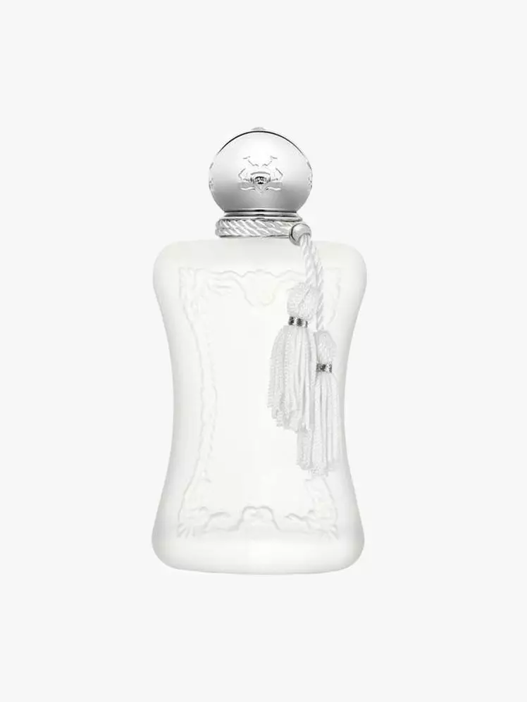 A Curated Guide to the Finest Fragrances for Women