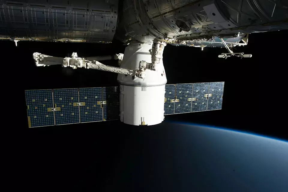 Jim Cramer Recommends Long-Term Investment in SpaceX