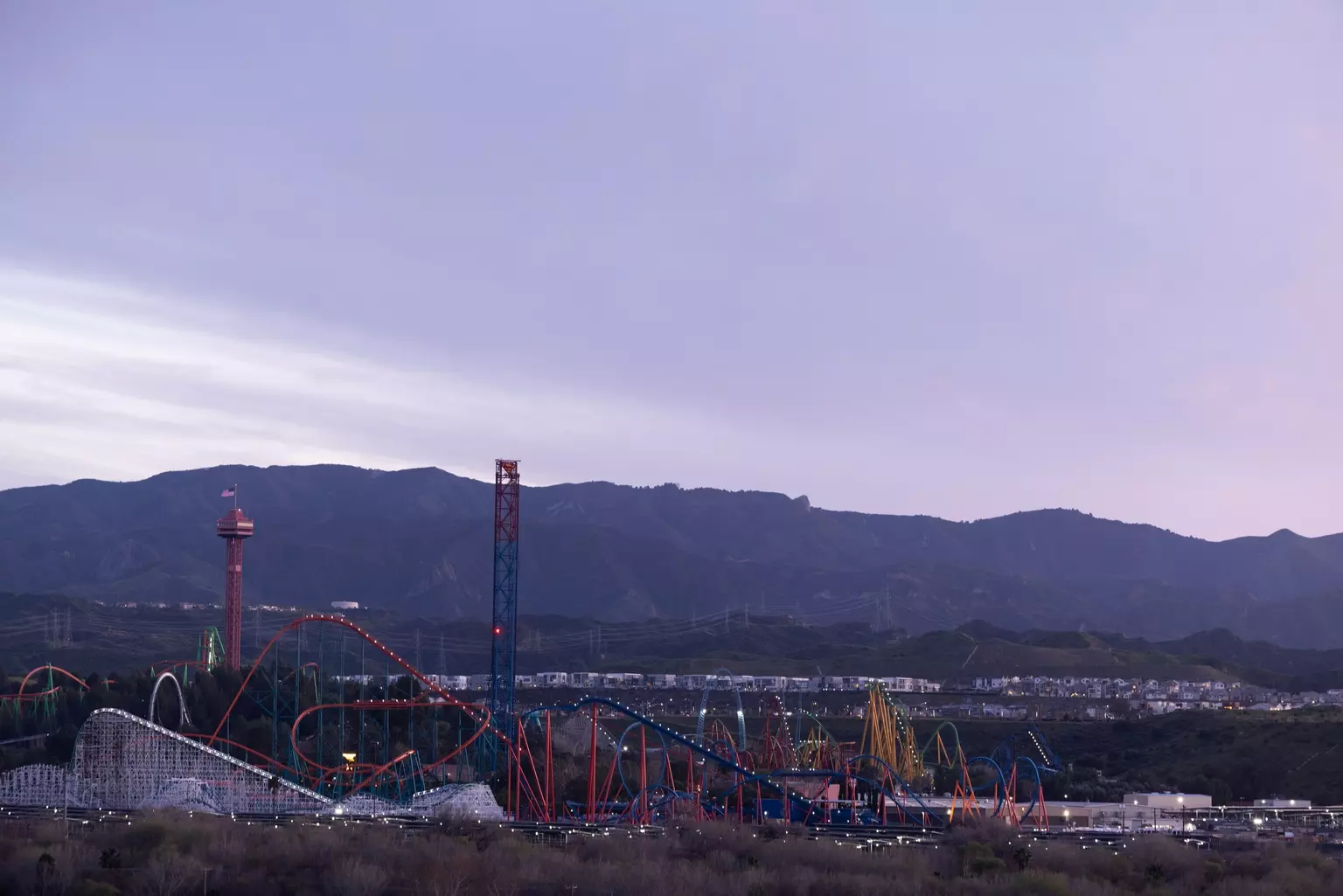 Six Flags Faces Financial Headwinds Despite Operational Gains