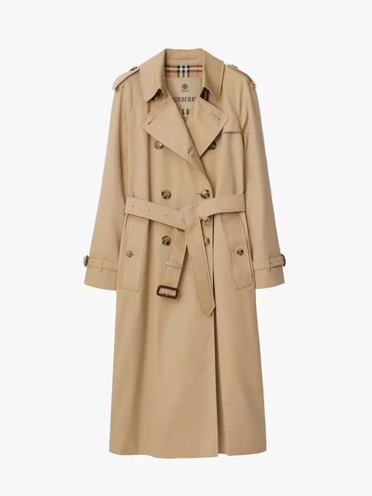 Burberry Pre-Fall Collection: Your Guide to Chic Summer Adventures