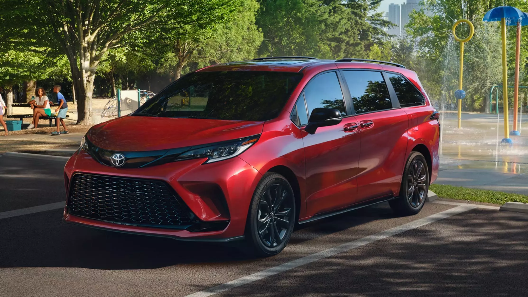 Choosing the Optimal Toyota Sienna Trim for Your Family
