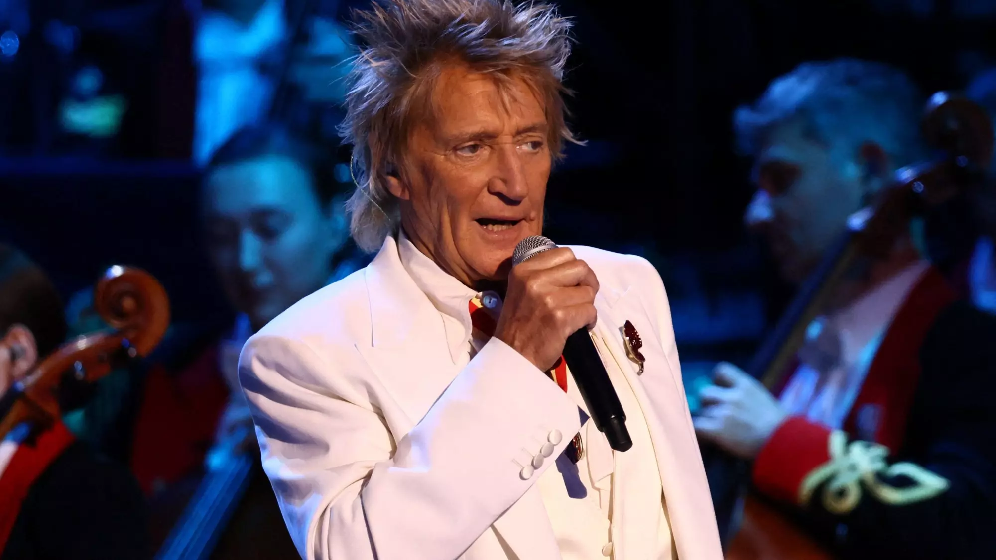 Rod Stewart Postpones Farewell Tour Dates Following Heart Procedure