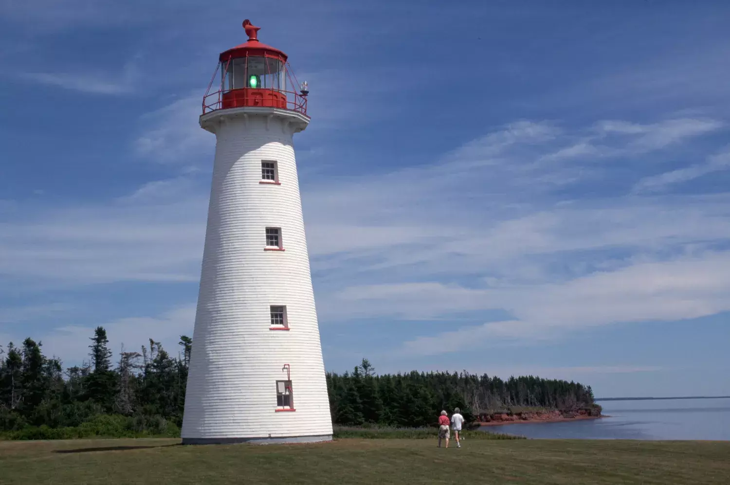Top Five Canadian Provinces for Affordable Retirement: A Guide for U.S. Citizens