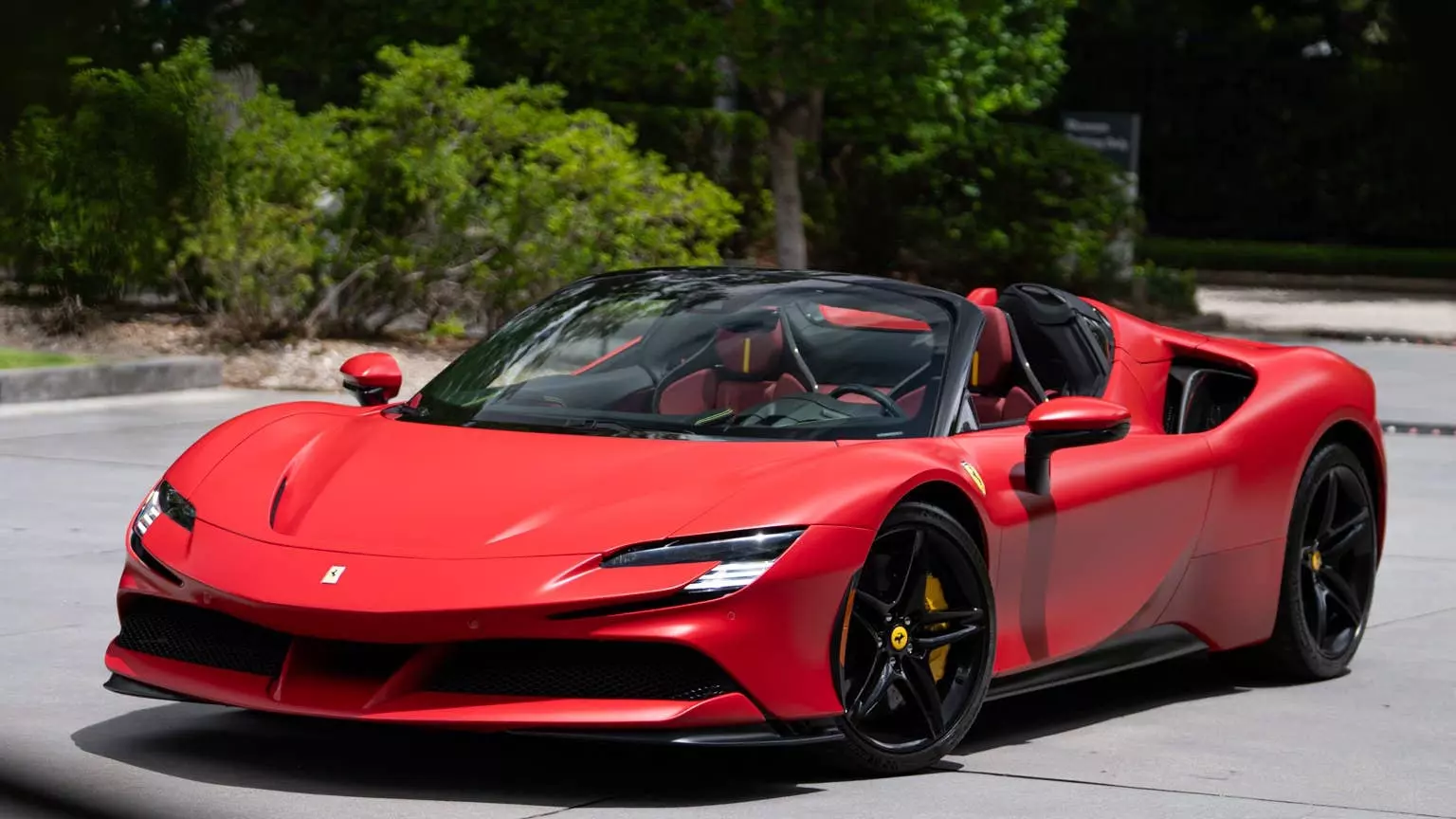 2023 Ferrari SF90 Spider: A Hybrid Supercar Offering Unprecedented Value