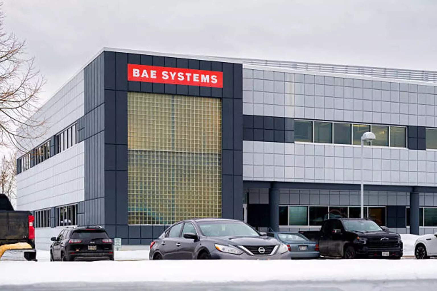 BAE Systems: Valuation Concerns Amidst Strong Performance and Cash Flow Weakness