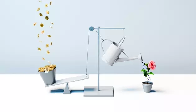 Strategic Investing: Balancing Stability and Growth in Uncertain Markets