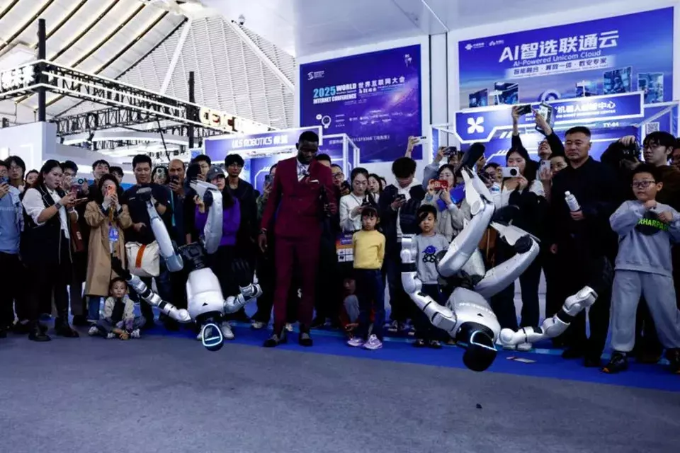China's Humanoid Robots Face Commercial Reality Check Beyond Demos