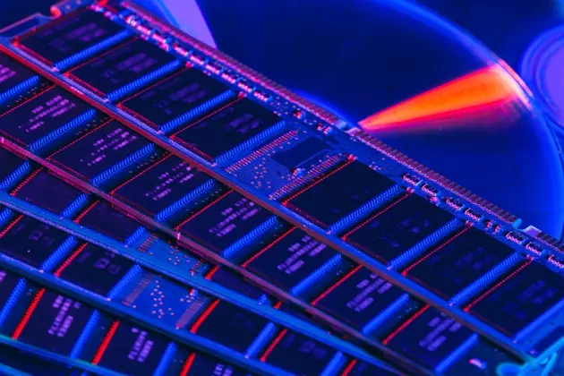 Strategic Options for Micron: Maximizing Upside with Minimized Risk