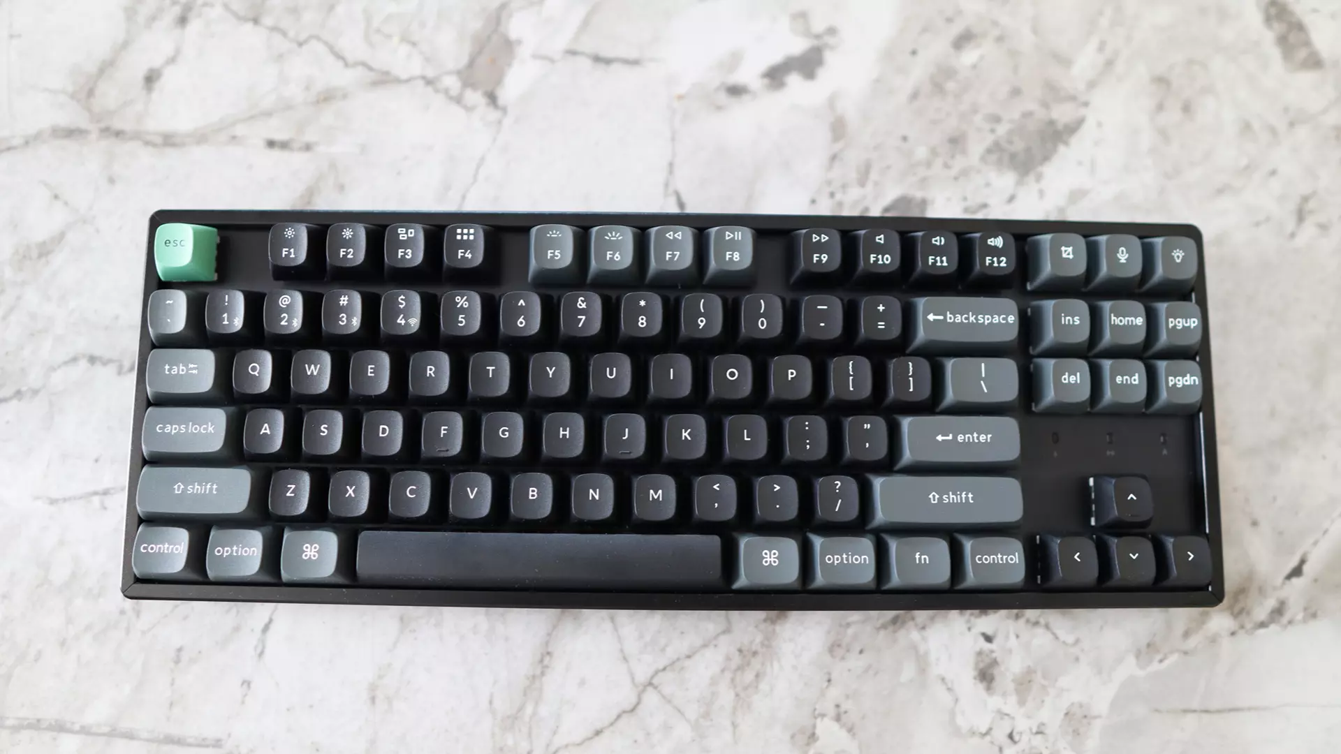 Keychron K8 Ultra 8K Review: A Versatile Mechanical Keyboard with Exceptional Battery Life