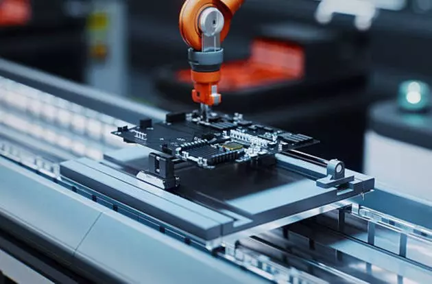 Navigating Leveraged Semiconductor ETFs: A Cautious Approach