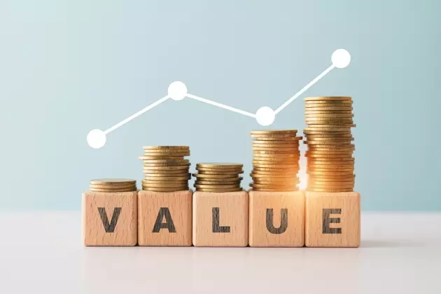 Market Dynamics: Fund Performance Amidst Economic Shifts