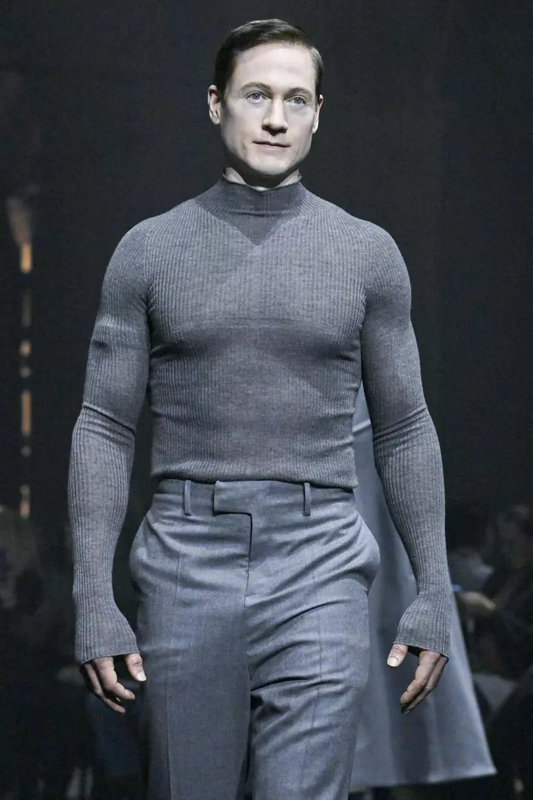 The Rise of Muscularity in Women's Fashion and Wellness