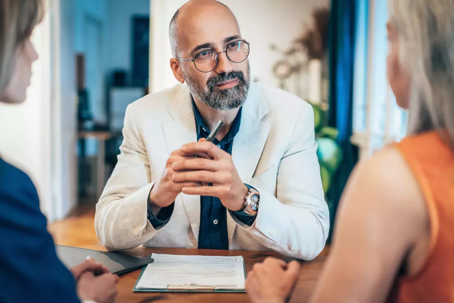 Navigating the Transition: A Comprehensive Guide to Changing Your Financial Advisor