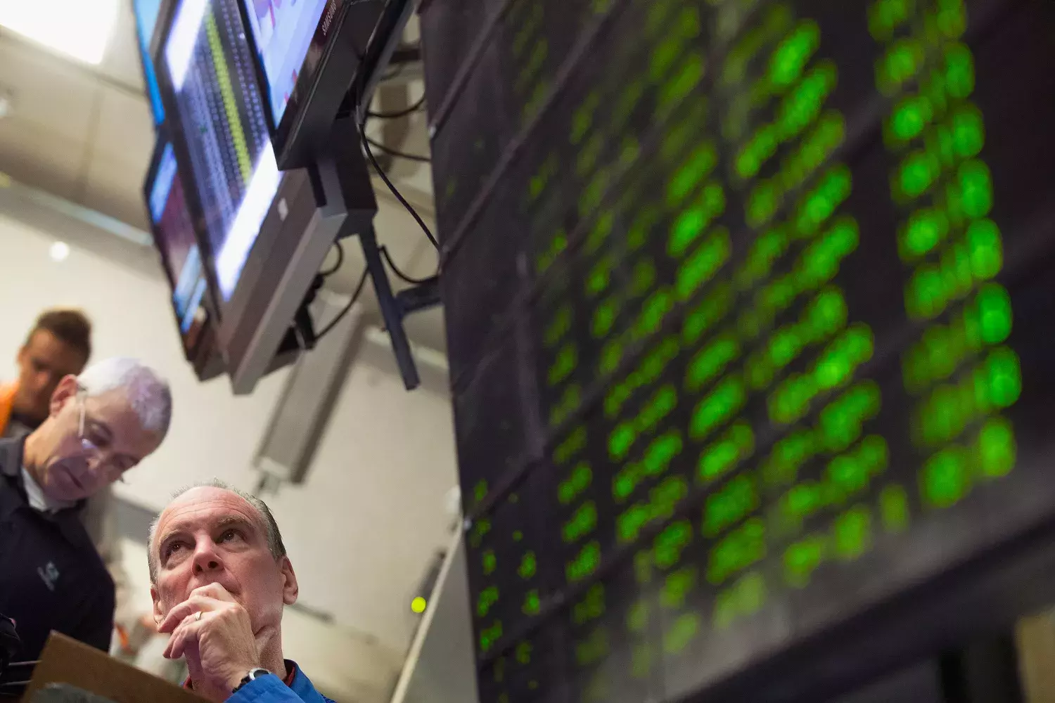 Mastering Day Trading with the 5-8-13 Moving Average Strategy