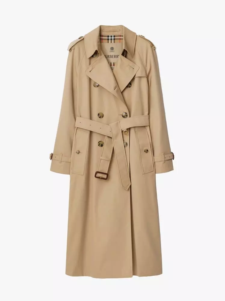 The Enduring Appeal of Women's Trench Coats: A Timeless Wardrobe Essential