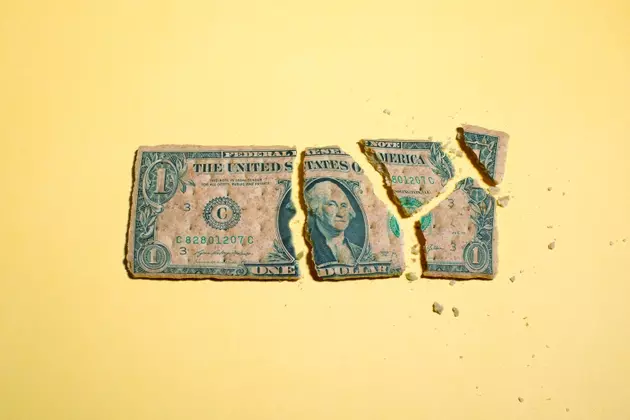 Bitcoin's Bullish Turn: Macro Shifts and Regulatory Clarity Drive New Cycle