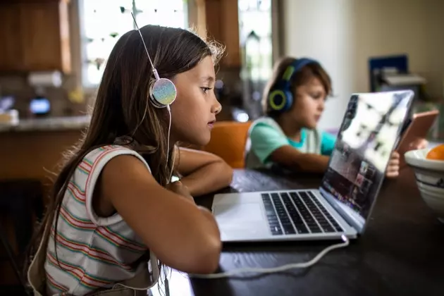 Stride's Uncertain Future: Enrollment Declines and State Funding Risks Lead to 'Neutral' Rating