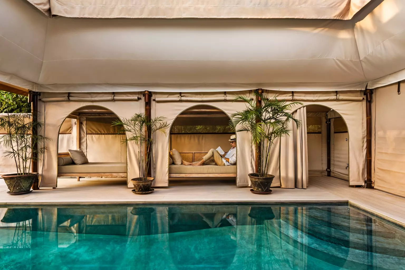 Host Hotels & Resorts: Strong Performance Amidst Economic Challenges
