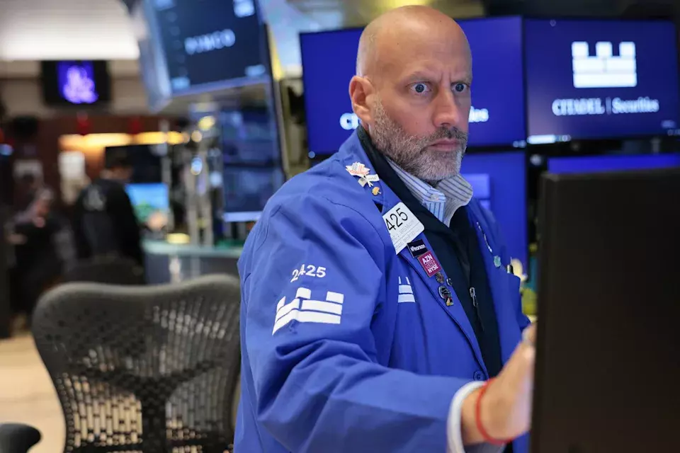 Stock Market Today: S&P 500 Climbs on Nvidia Earnings Anticipation and Federal Reserve Symposium