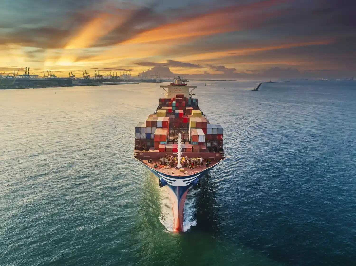Global Commerce: Understanding the Dynamics of International Trade