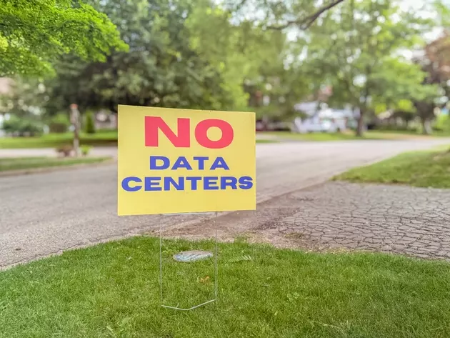 Data Centers Face Mounting Public Opposition Despite Economic Benefits