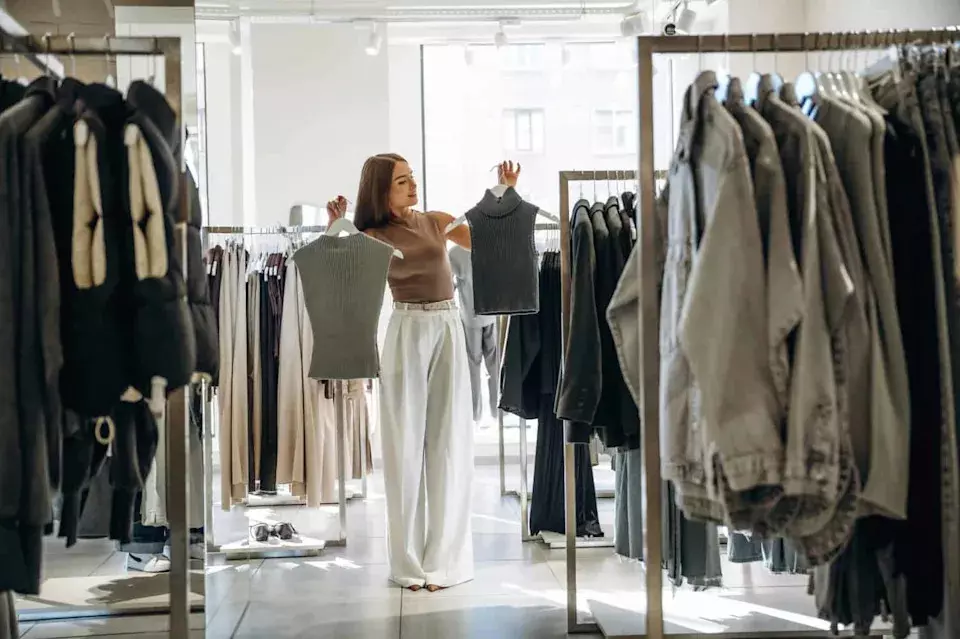 Kohl's Stock Declines Despite Positive Earnings and Tariff Windfall