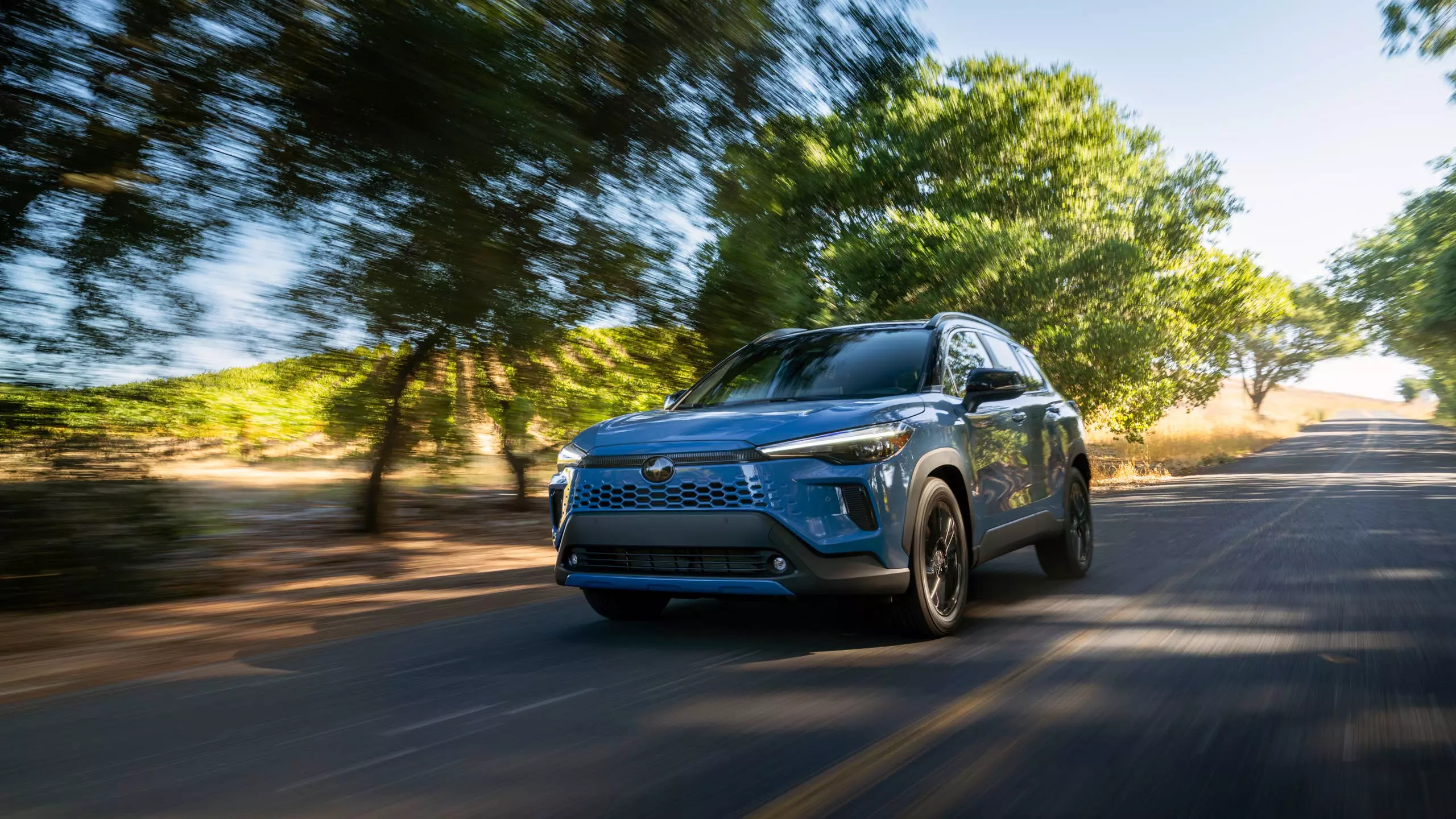Maintaining Your Toyota Hybrid for 300,000 Miles: An Expert's Guide