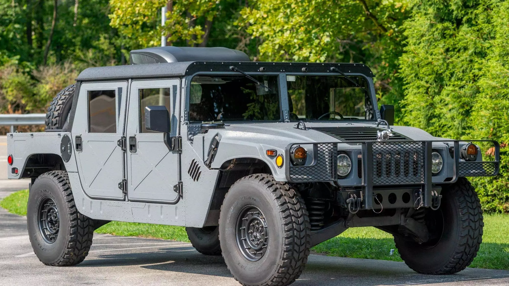 The Road-Legal 1989 AM General M998 HMMWV: A Detailed Review