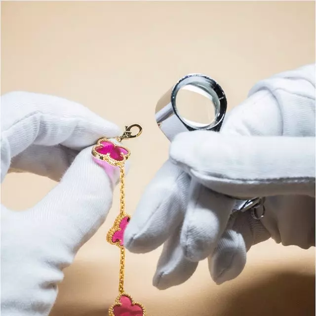 Jewelry Trends: September's Sparkling Innovations