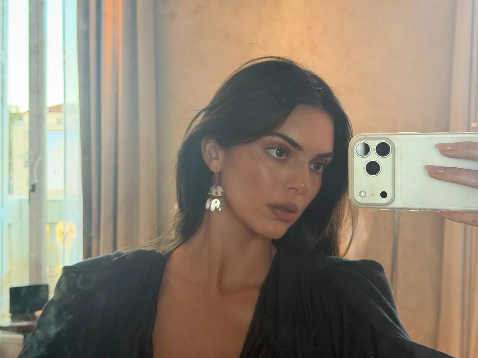 Kendall Jenner's Vintage Calder Earrings: A Nod to Art History at Venice