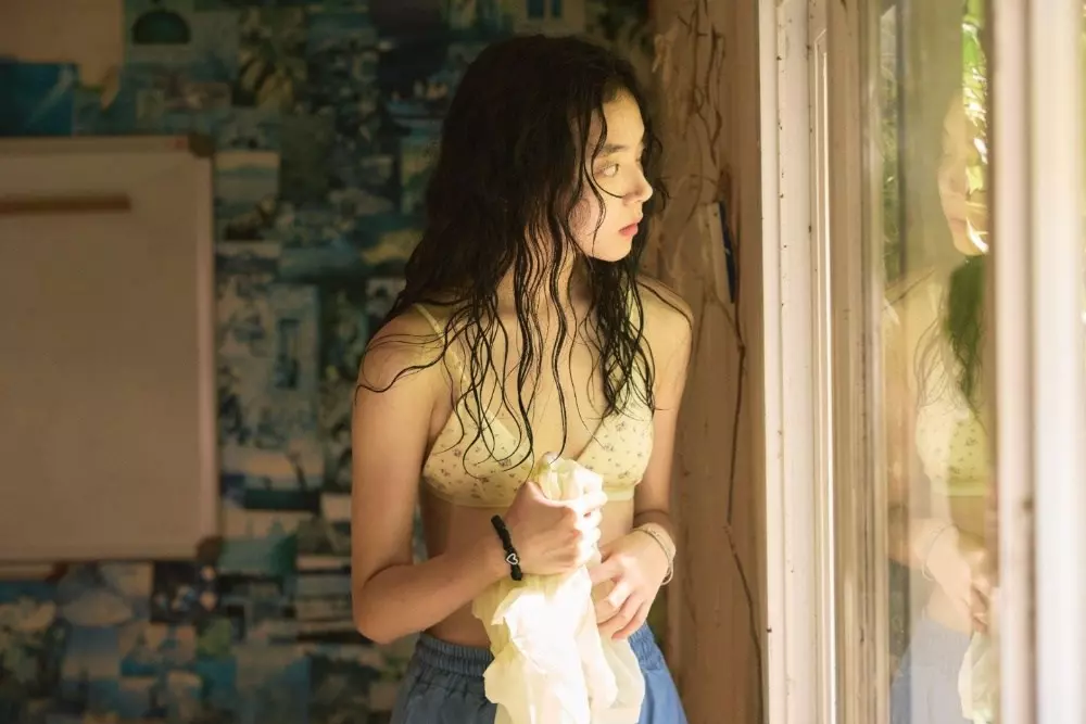 Yoon Dan-bi's 'The World Before': A Deep Dive into Adolescent Desire and Realistic Filmmaking
