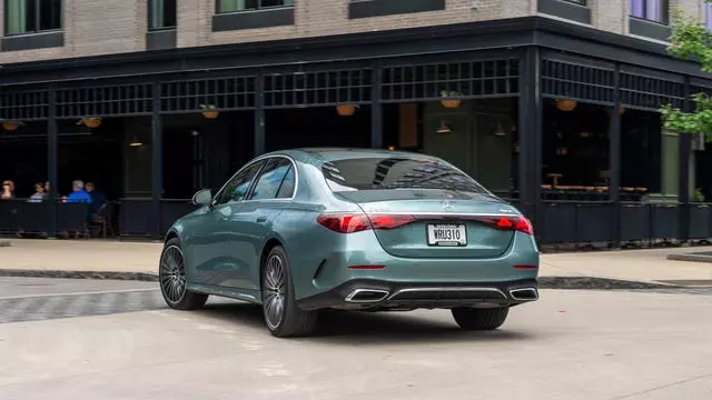 2026 Mercedes-Benz E450: A Comprehensive Photo Gallery