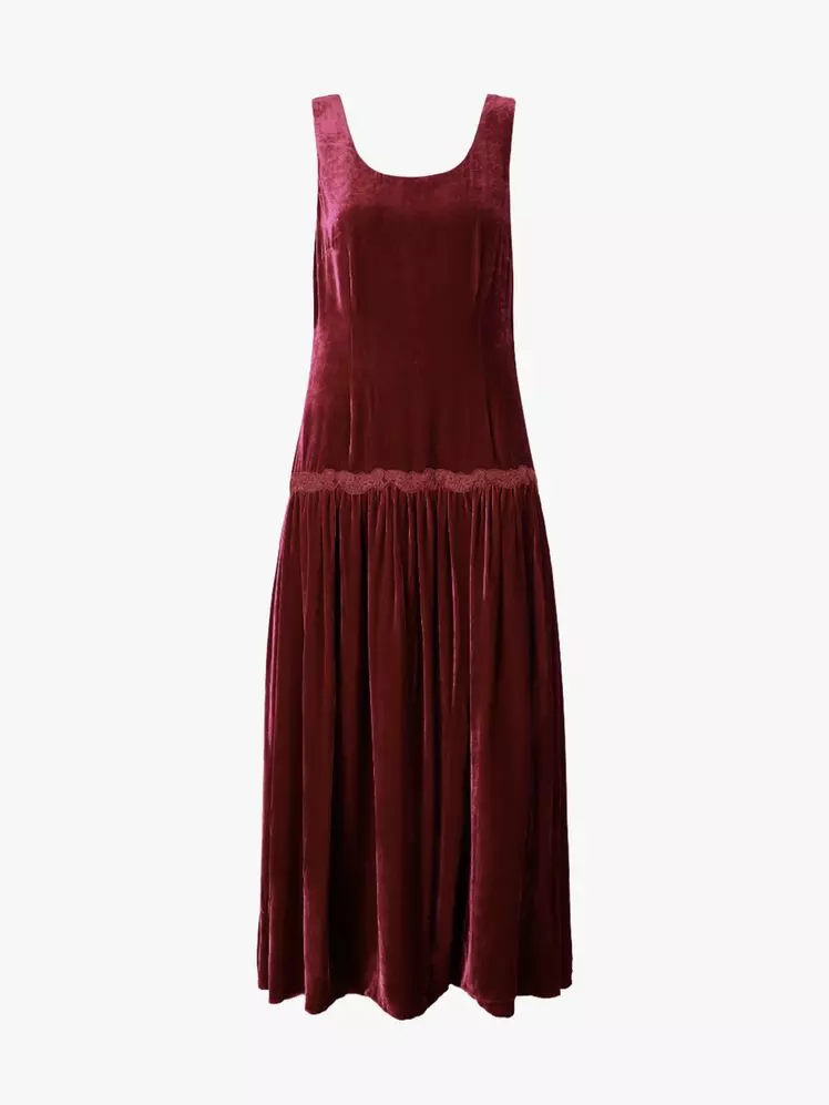 Elegant Autumn Wedding Guest Attire: A Style Guide